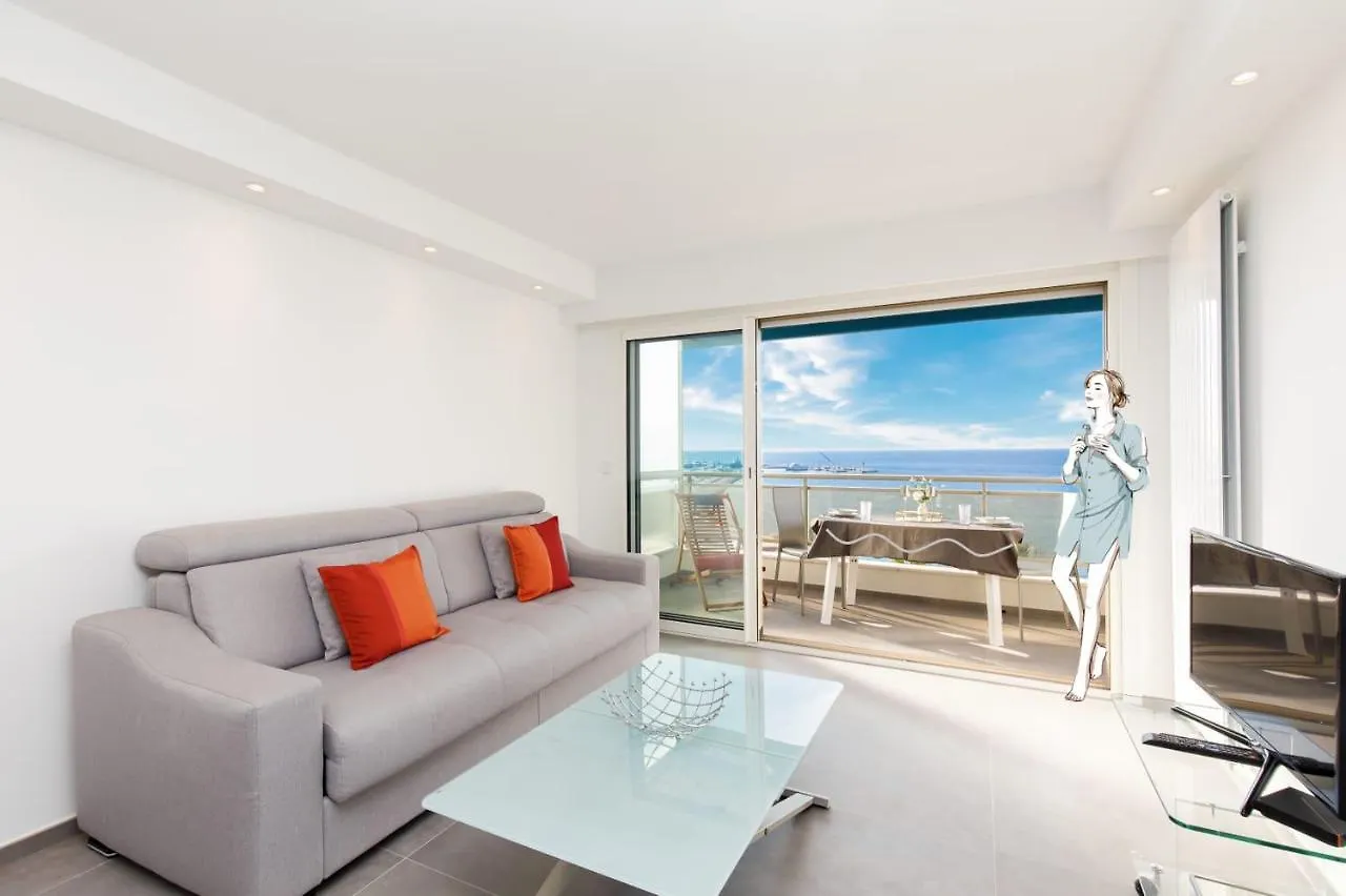 On La Croisette - 2 Beds 2 Baths Apartment Cannes